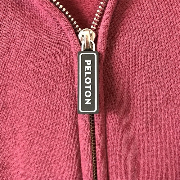 Peloton Women’s medium Magenta Logo full Zip Up Jacket Hoodie - Picture 4 of 10